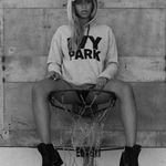 Ivy Park  Tags Gray Oversized Logo Hoodie Size Small Photo 2