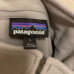 Patagonia Gray Fleece 1/4 Length Zip Sweater Photo 7