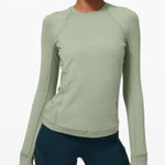 Lululemon  Runderful Long Sleeve Rulu Brushed in Willow Green. Size 6 Photo 0
