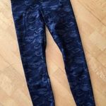 Fabletics  Camouflage PowerHold Low Rise (7 in) Leggings, Black, Gray, Camo, XS Photo 1