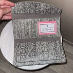 Simply Southern NWT  trifold with extra card holder wallet Photo 2