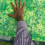 Green & white Tie Photo 1