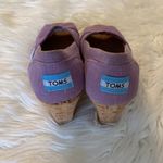 Toms  Sandals size 6.5 preowned but in very good condition light purple color Photo 3