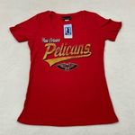 Nba New Orleans Pelicans  4 Her Basketball 5th & Ocean Red Graphic Shirt Womens S Photo 0