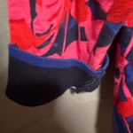 Sports Savvy Hot Pink & Royal Blue Floral pattern v Photo 2