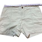 Vineyard Vines Mint Green Corduroy womens shorts sz 8 Photo 4