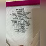 Patagonia Women’s White V-Neck Mesh Short Sleeve Basic Casual T-Shirt Size Large Photo 8