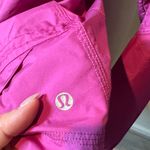 Lululemon athletica record breaker windbreaker magenta Jacket sz 8 Photo 3