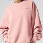Alo Yoga Alo Accolade Yoga Crewneck Photo 1