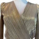 Gianni Bini gold pleated blouse. V-Neck Long sleeves. Size:XS Photo 5