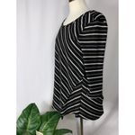 cha cha vente  Black & White Striped Asymmetrical Knit 3/4 Sleeve Tunic M Photo 2