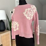 Dreamers by Debut Embroiled Floral Knit Crop Pink Sweater Size M Photo 2