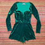 Urban Outfitters  GREEN VELVET LONG SLEEVE ROMPER JUMPSUIT ONE PIECE Photo 0