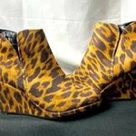 Rampage  WO SIZE 8  ANIMAL PRINT WEDGE HEEL ANKLE BOOT SIDE ZIPPER CLEAN Photo 0