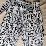 Black and White Vogue Print Skirt Size XL Photo 6