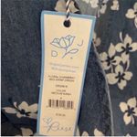 Draper James  Miranda Blue White Wrap Dress Floral Flower Denim Chambray Size 4 Photo 5