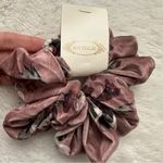 Joyfolie Oversized Scrunchie in Pink Floral | NWT Photo 2