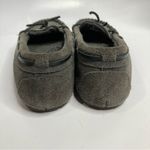 Minnetonka  moccasins‎ gray fur lined size 6 Photo 2