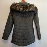 The North Face  Women's Harway Insulated Parka Photo 2