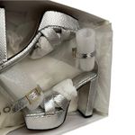 Good American Snake EMBOSSED PLATFORM HIGH BLOCK HEEL SANDALS size 7.5 Photo 4