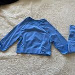 Amazon  Workout Top Blue Long Sleeve Cropped Photo 0