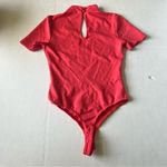 Lulus  high neck short sleeve thong bodysuit coral small Photo 2