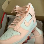 Nike Crimson Tint Dunk High Photo 2