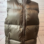 PacSun NWT Puffer Vest Quilted Full Zip size Large Womens Nylon Outdoors Hiking Photo 0