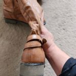 Baretraps  Womens Size 5.5 M Susanna Faux Leather Knee High Riding Boots Photo 3