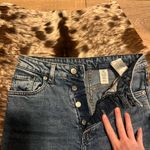 H&M  High-Waisted Jeans Mom Ankle Photo 1