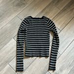 Forever 21  stripe sweater Photo 3