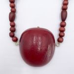 Vintage 90s Wooden Apple Beaded Necklace Teacher Artsy Unique Statement Jewelry Red Photo 3