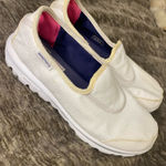 Skechers  go walk slip on comfort Shoes women size 7 Photo 0