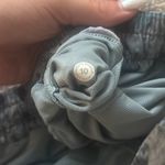 Lululemon Hotty Hot Shorts 2.5 Inch Photo 4