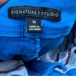 Signature Studio  Blue Denim‎ Shorts Photo 3