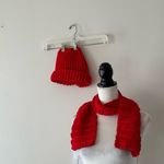 Women’s Red Knitted Beanie Hat And Scarf Set NWOT Photo 1