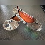 Lucky Brand Distressed Olive Camo Ballet Flats sz 8 Photo 4