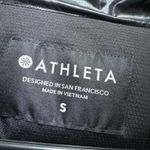 Athleta NWOT  rock ridge Jacket size S Photo 3