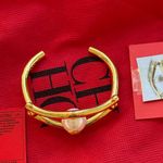 Carolina Herrera NWOT Authentic Jewelry Set Gold Plated CHCH Pearls Cuff S/M Photo 2