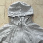 Lululemon  Scuba Full-Zip Cropped Hoodie in Heathered Core Ultra Light Grey Photo 7