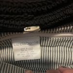 Liz Claiborne  Black Textured Tote Bag like new. Photo 1
