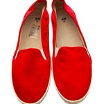 H&M  red flat sneakers size 8.5 Photo 0