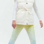 Perfect Moment Oversized Down Ski Vest Medium Ski Cold Puffer Outdoor Snow White Photo 0