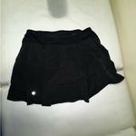 Lululemon  Pace Rival Skirt (Tall) *4-way Stretch 15" Black size 6 medium rise Photo 4