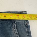 Sincerely Jules Wide Photo 7