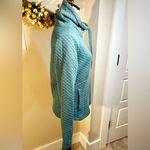 TECHSTYLES Snowbird Quilted Funnel Neck Kangaroo Pocket Pullover NWT Sz Small Green Photo 5