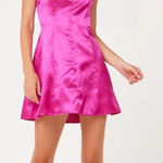 Hemline  mini satin dress  Photo 0