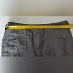 The North Face  Women Gray Cargo Convertible Hiking Pants Capri 2 Photo 7