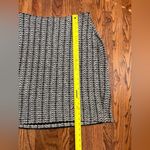St. John Windsor Knit Pencil Skirt Hematite Multicolor
Size: 14 Photo 8