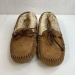 UGG  Sz 6 Dakota Slipper Leather Nubuck Beige Moccasin Slip On Shoes 5612 Women’s Photo 4